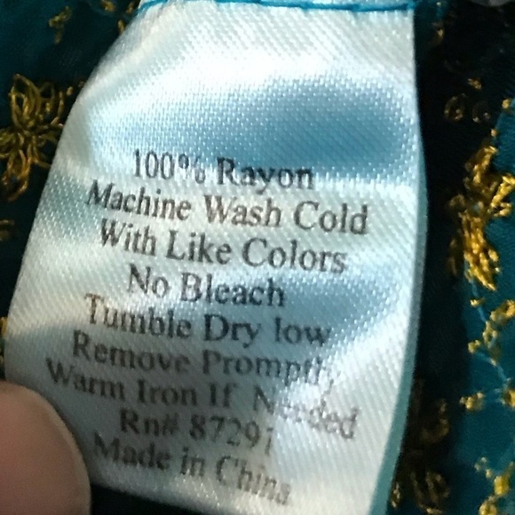 Johnny Was embroidered rayon cowboy shirt S - Picture 6 of 6